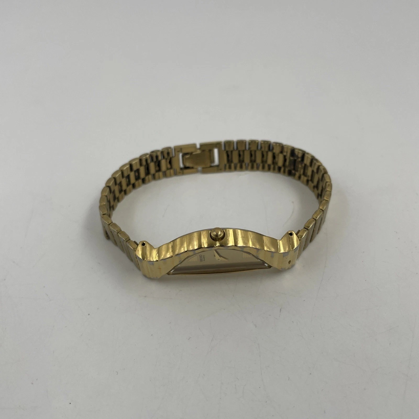 SEIKO “Half Moon” Vintage Watch (1F20-5D59) 6-6.75”W-Battery-Looks Good thumbnail 2