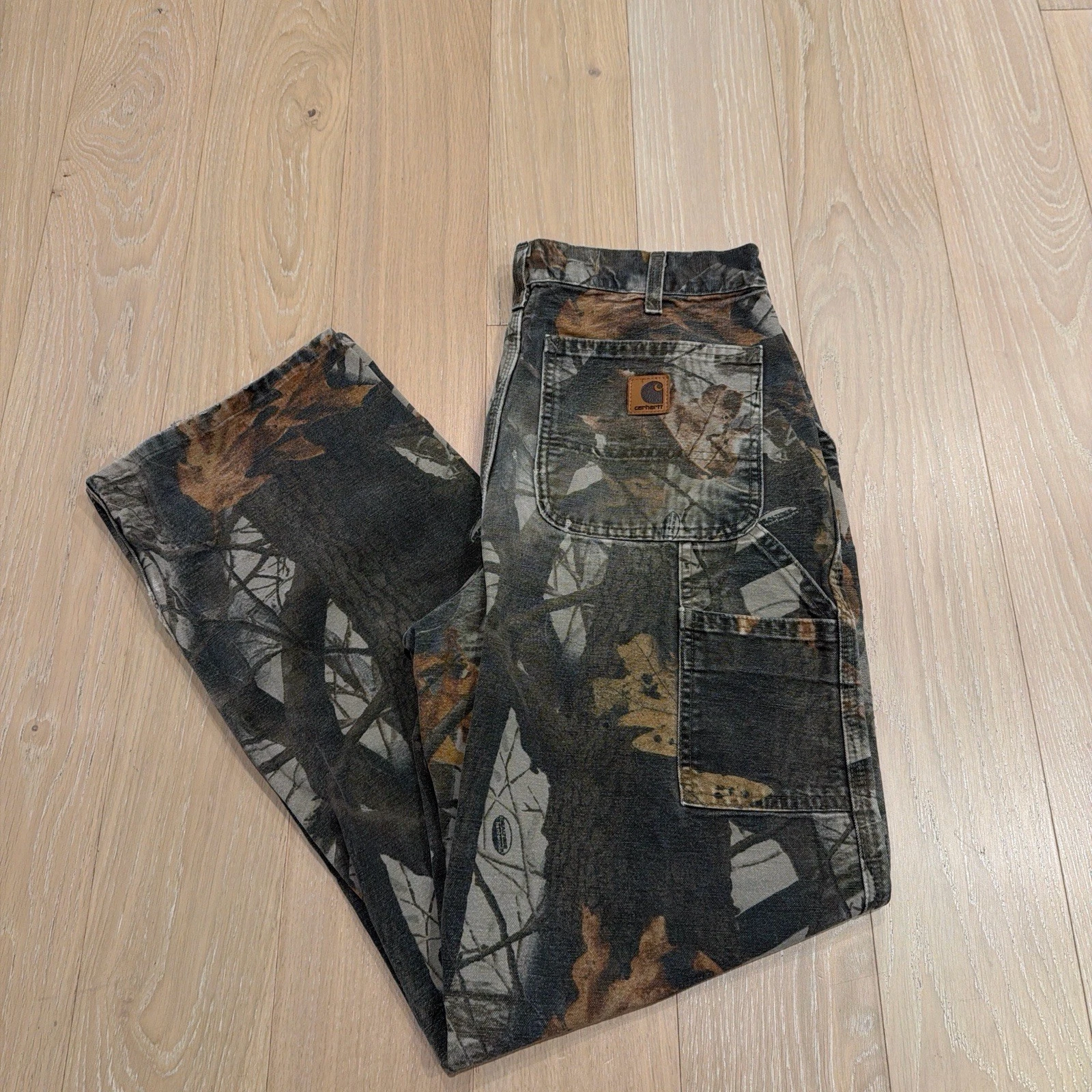Vintage Carhartt Real Tree Camo Carpenter Pants Size 32x34 thumbnail 2