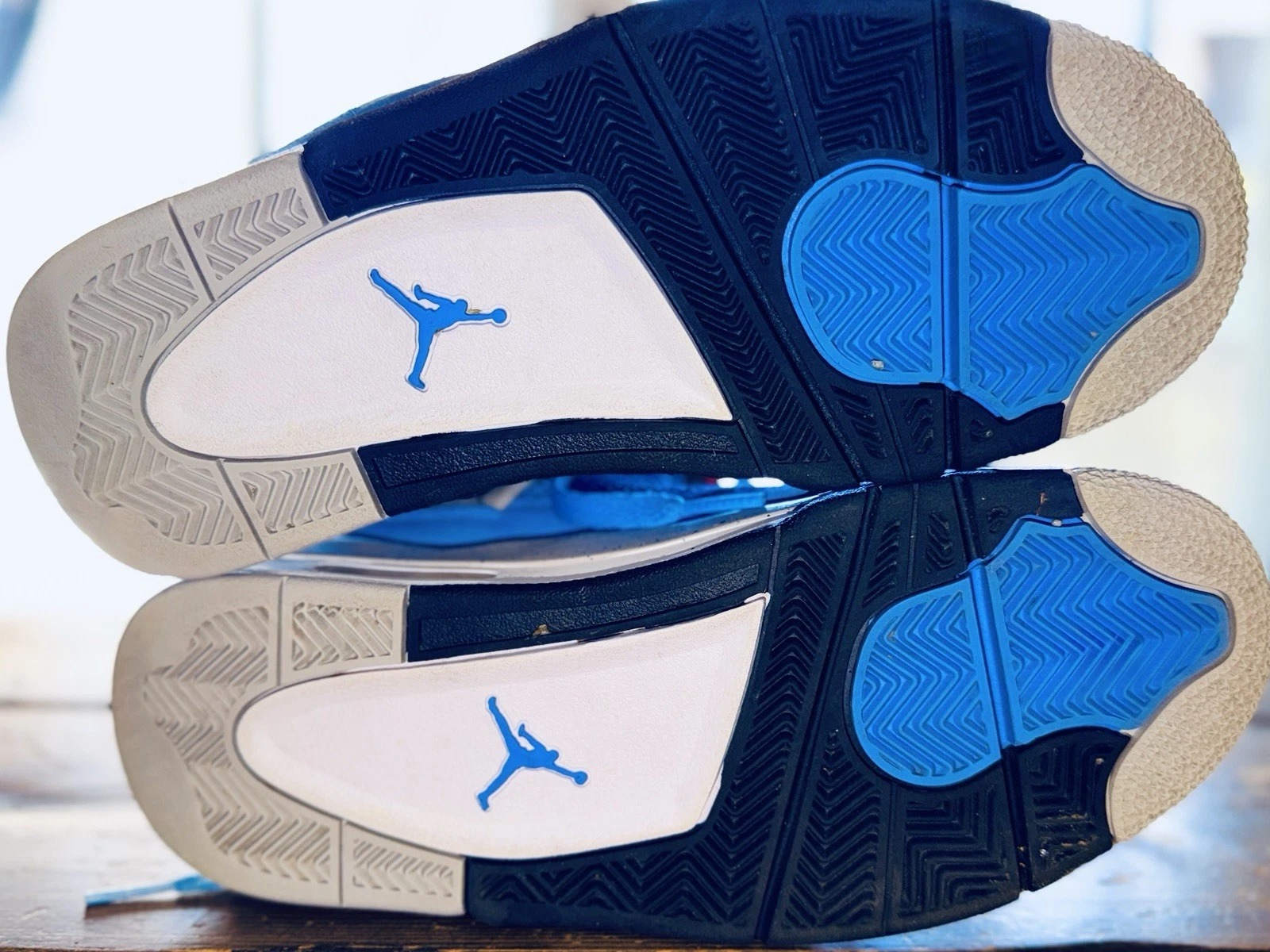 Size 6.5 Youth / Women’s 8 / 8.5 - Nike Air Jordan 4 Retro University Blue UNC thumbnail 7