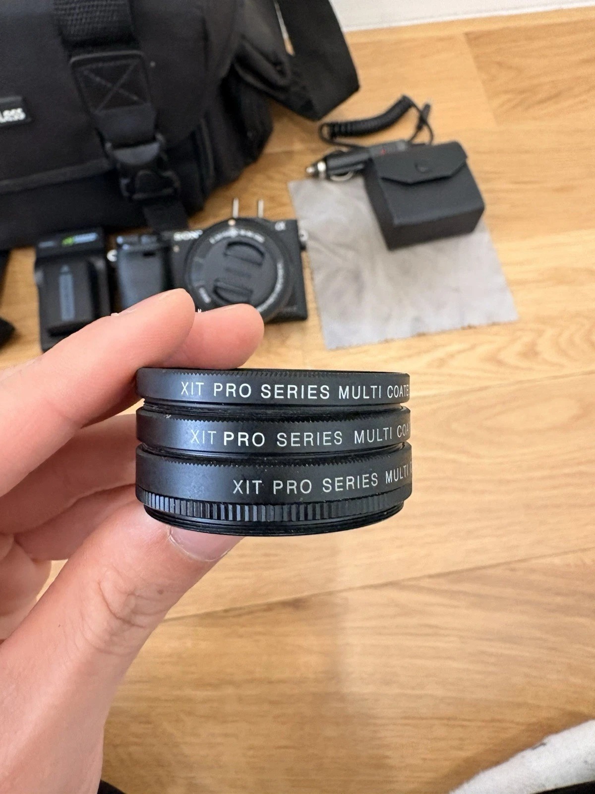 Sony A6000 24.3MP Camera w/Sony 16-50mm OSS Zoom Lens+Case+Filters And More thumbnail 5