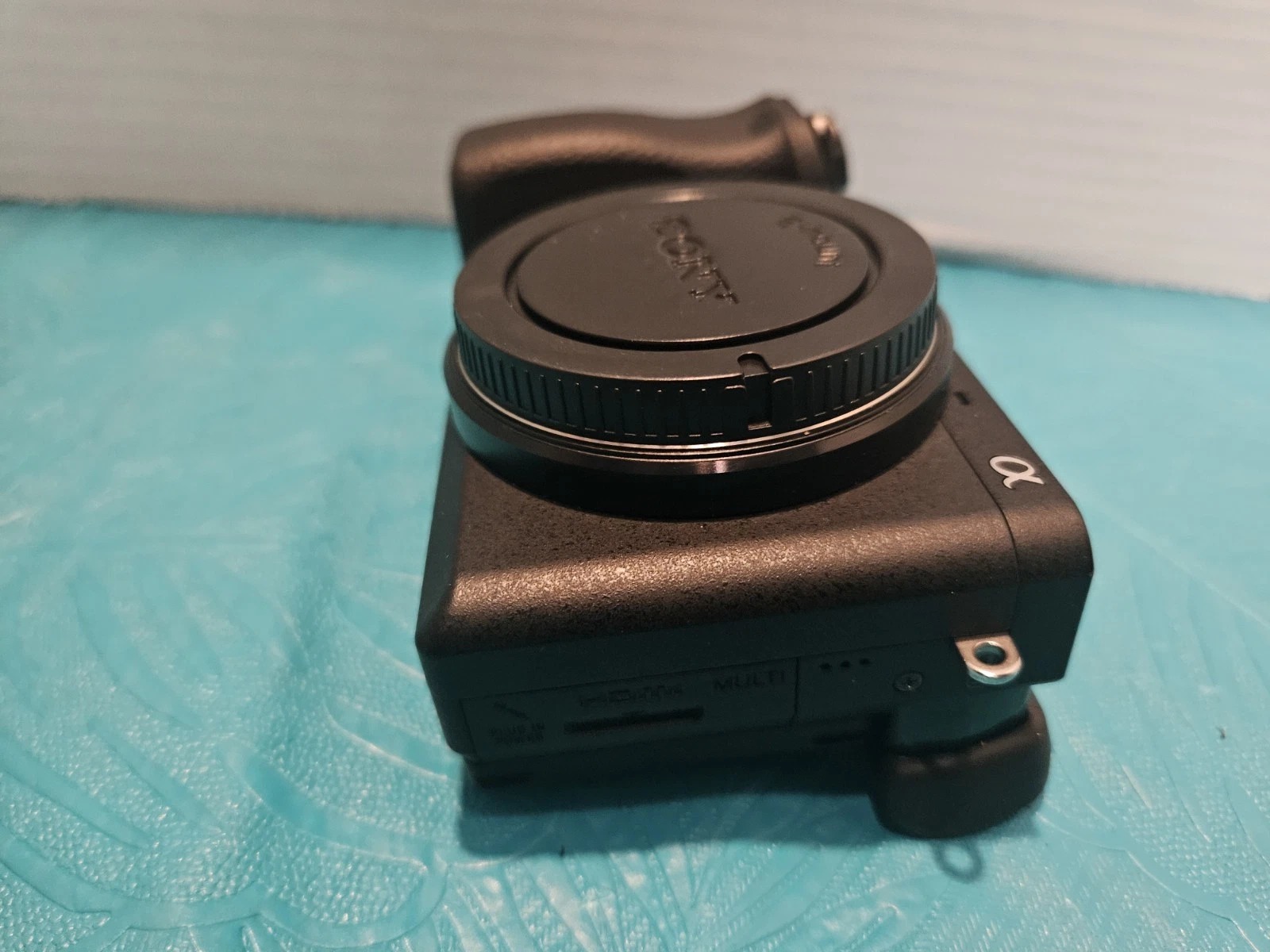 Sony a6300 ILCE-6300 Digital Camera Black body only 2278 click W/ Box Near Mint thumbnail 11