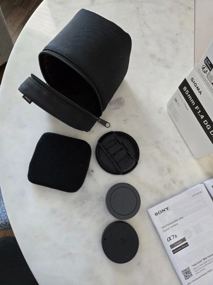 Sony a7 III Full-Frame Mirrorless Camera w/ Sigma 85mm f1.4 DG DN thumbnail 10