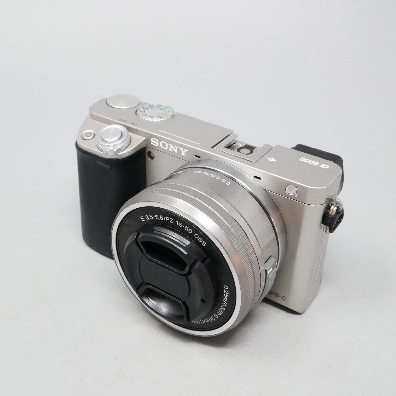 Sony Alpha A6000 24.3MP Digital Camera with 16-50mm Lens - 5,087 Clicks! thumbnail 2