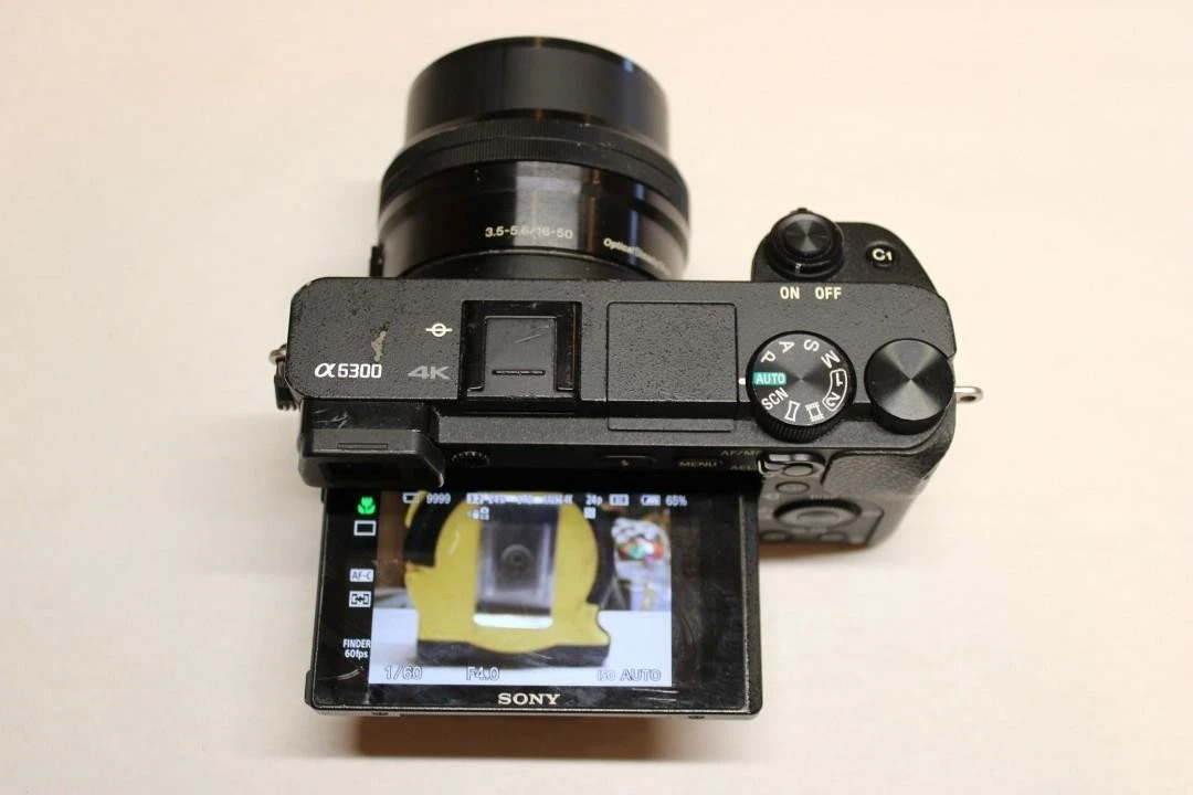 Sony Alpha a6300 Mirrorless Digital Camera w/ E PZ 16-50mm Zoom Lens 4 Batteries thumbnail 16