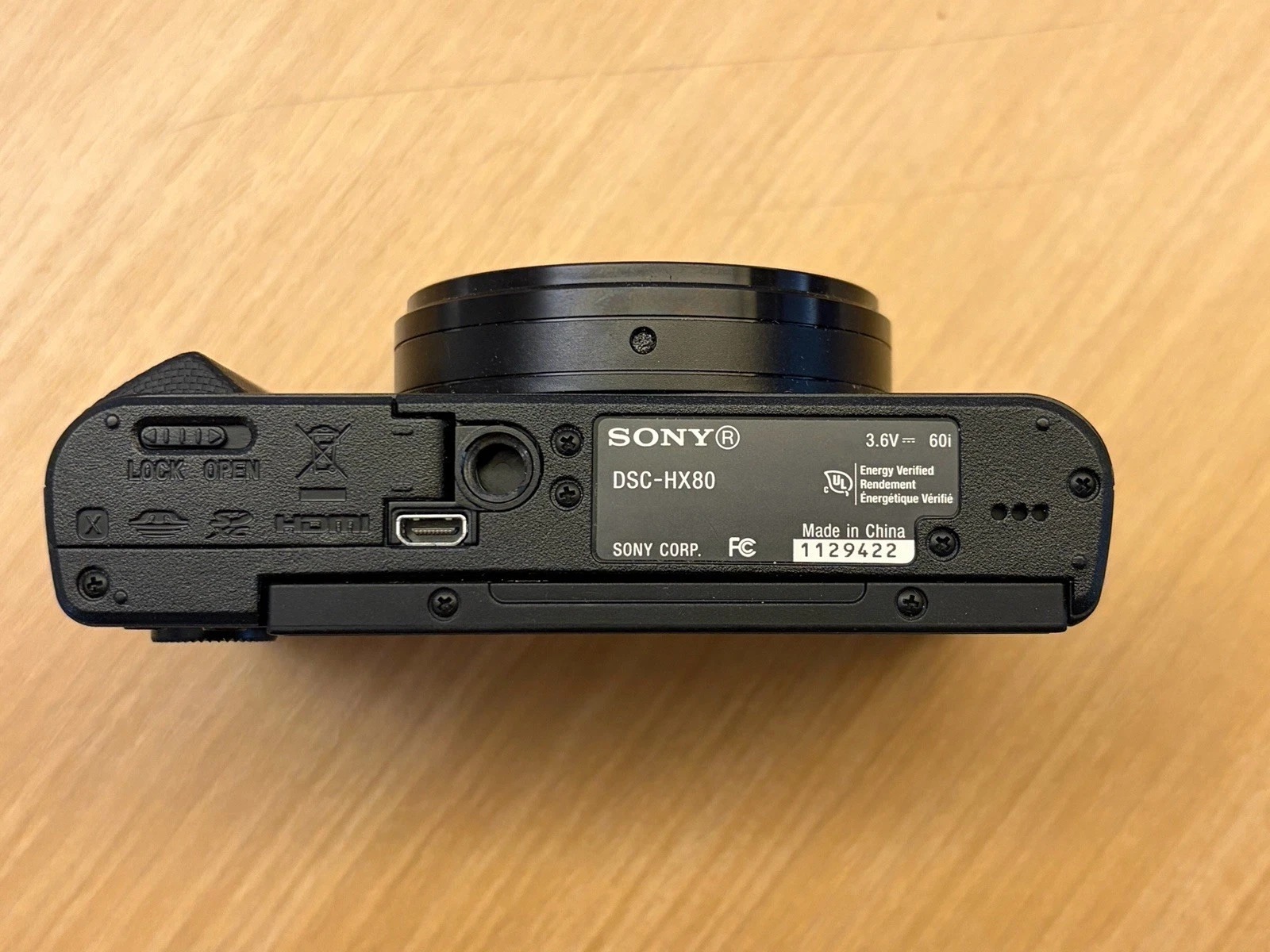 Sony Alpha a6300 Mirrorless Digital Camera w/ E PZ 16-50mm Zoom Lens 4 Batteries thumbnail 7