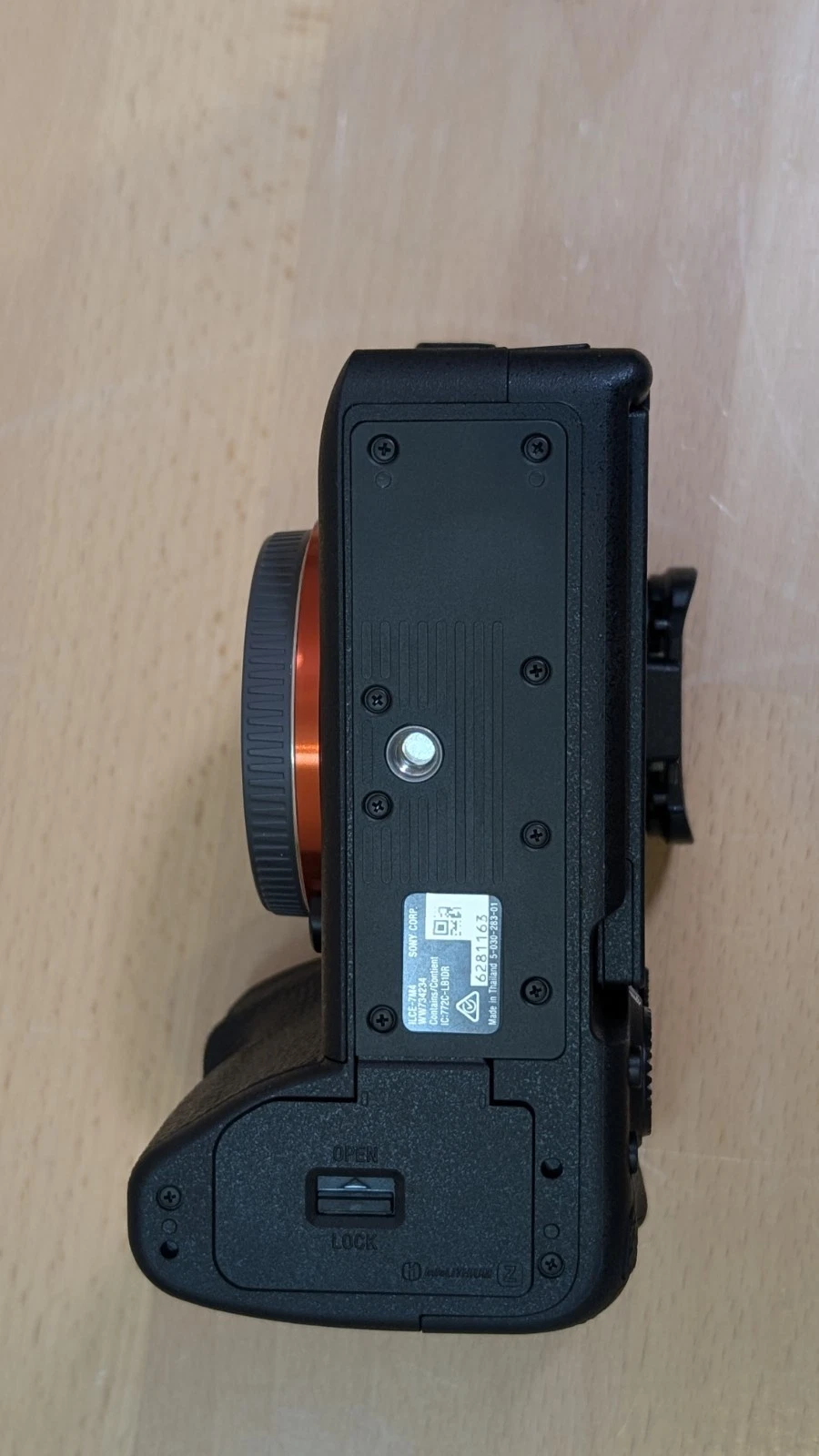 Sony Alpha A7 IV 33MP Mirrorless Digital Camera + 28-70mm OSS Shutter count 547 thumbnail 11