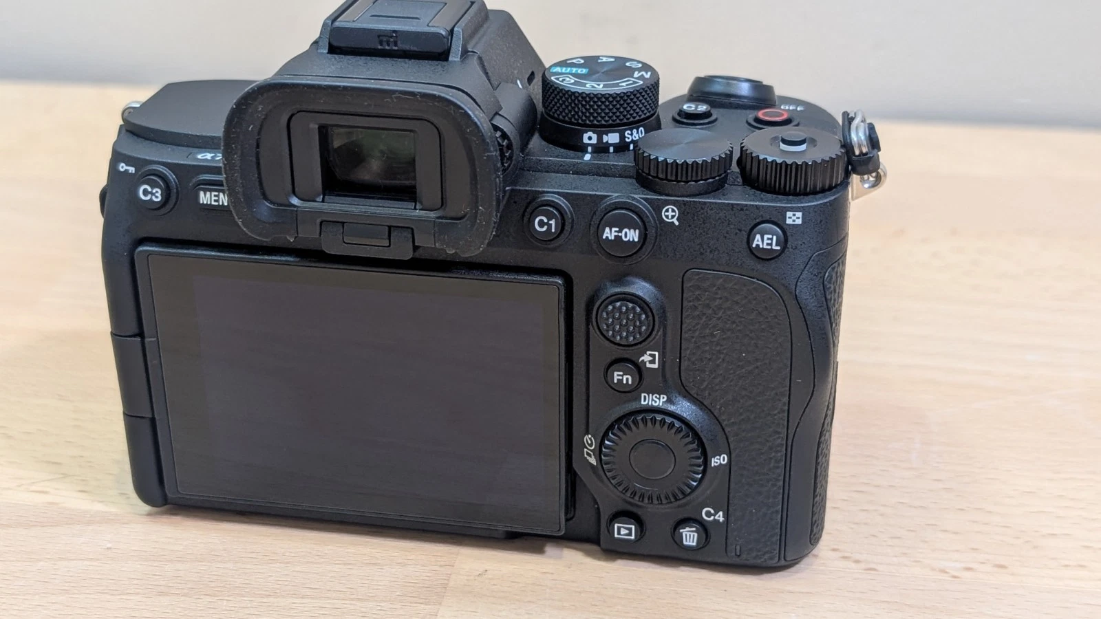 Sony Alpha A7 IV 33MP Mirrorless Digital Camera + 28-70mm OSS Shutter count 547 thumbnail 12