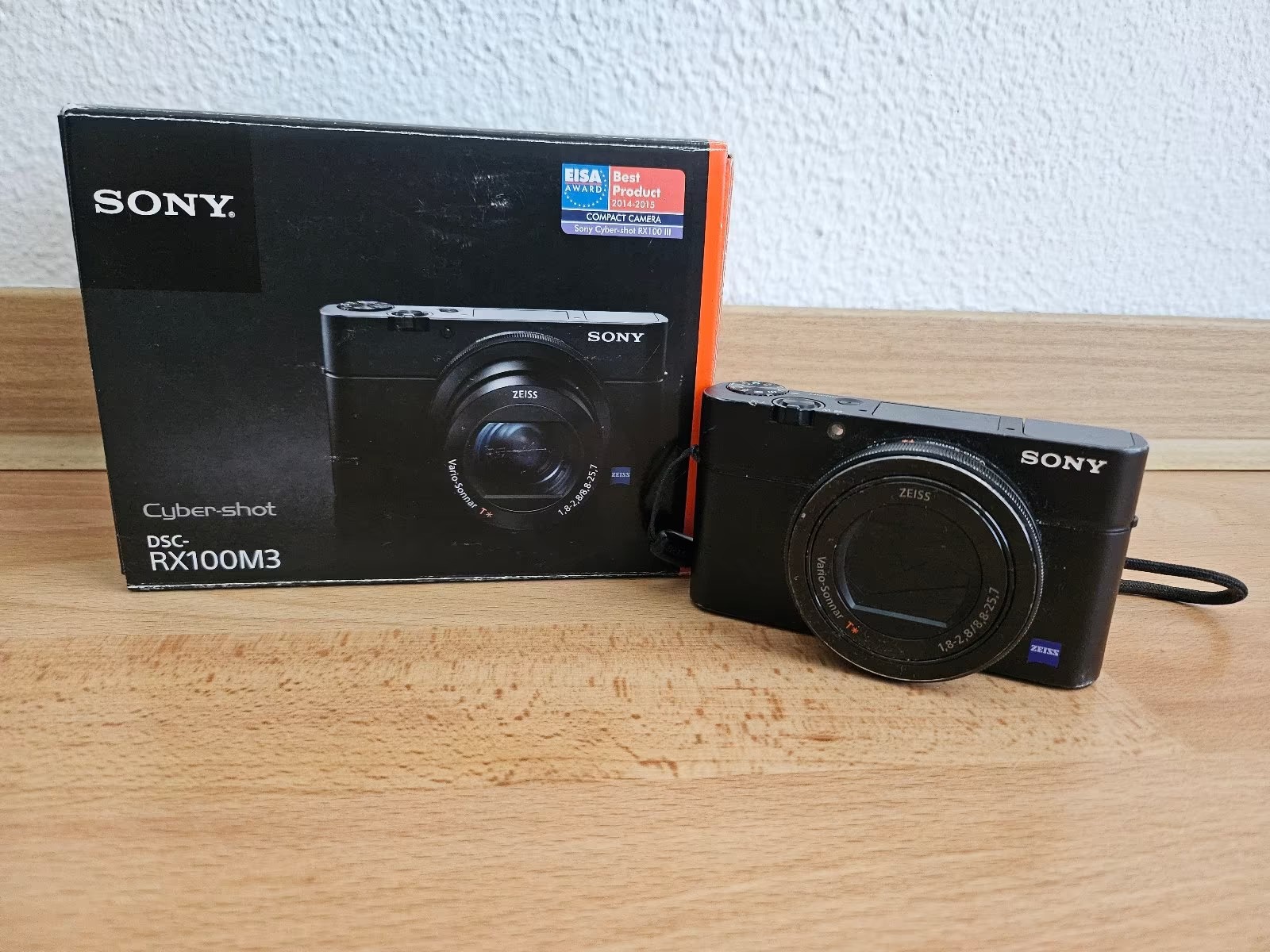 Sony Cyber-shot DSC-RX100 III (20.2 MP) Digital Camera, Brand New in Box thumbnail 1