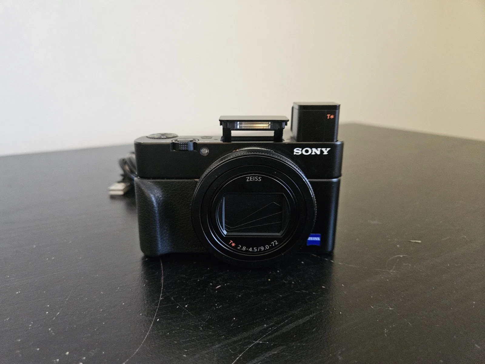 Sony Cyber-shot DSC-RX100 VI M6 Digital Camera UHD 4K30 24-200mm Zoom EXCELLENT thumbnail 11