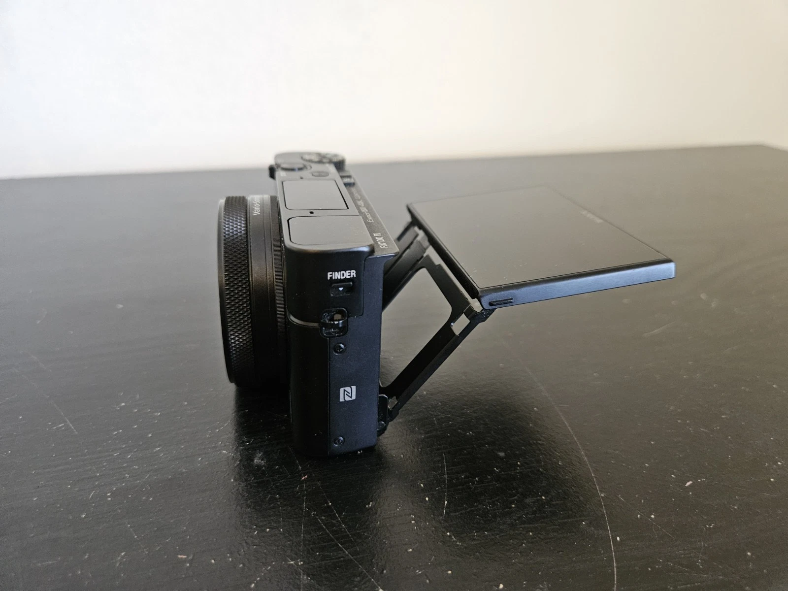 Sony Cyber-shot DSC-RX100 VI M6 Digital Camera UHD 4K30 24-200mm Zoom EXCELLENT thumbnail 15