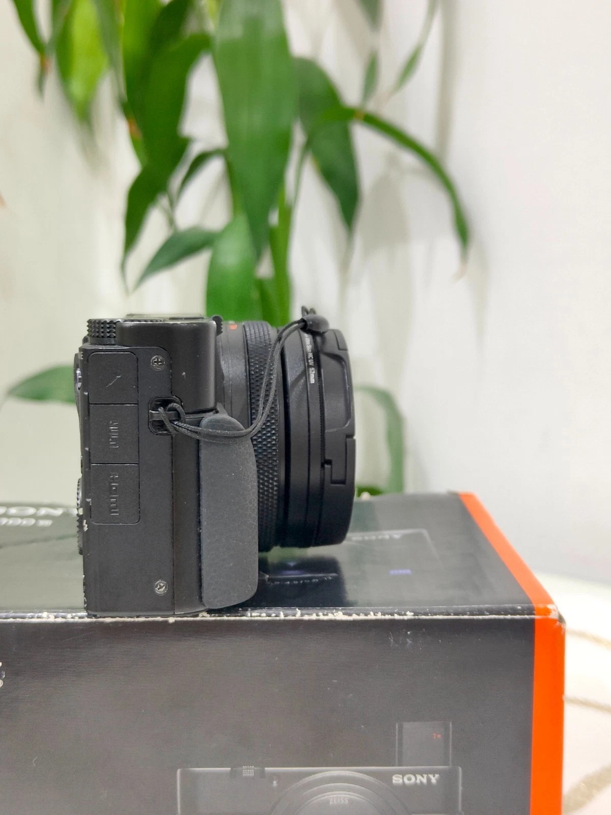 Sony RX100 VII Compact Digital Camera + GP-VPT2BT Wireless Grip | Excellent Cond thumbnail 4