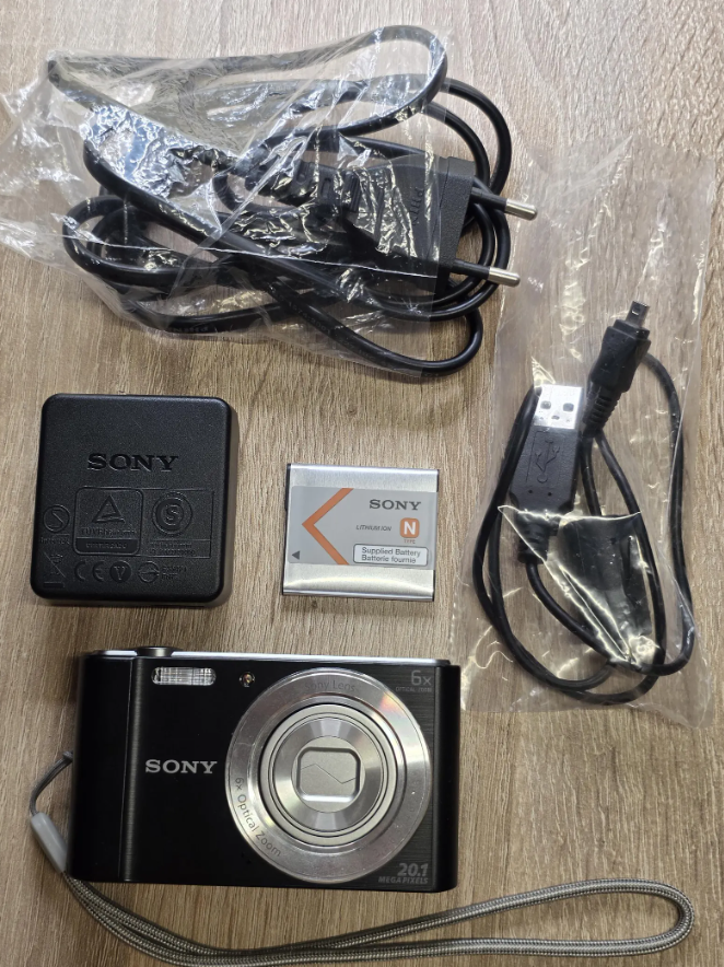 Sony Cyber-shot DSC-W810 Compact Digital Camera – 20.1MP, 6x Optical Zoom, Black, Tested & Working thumbnail 1