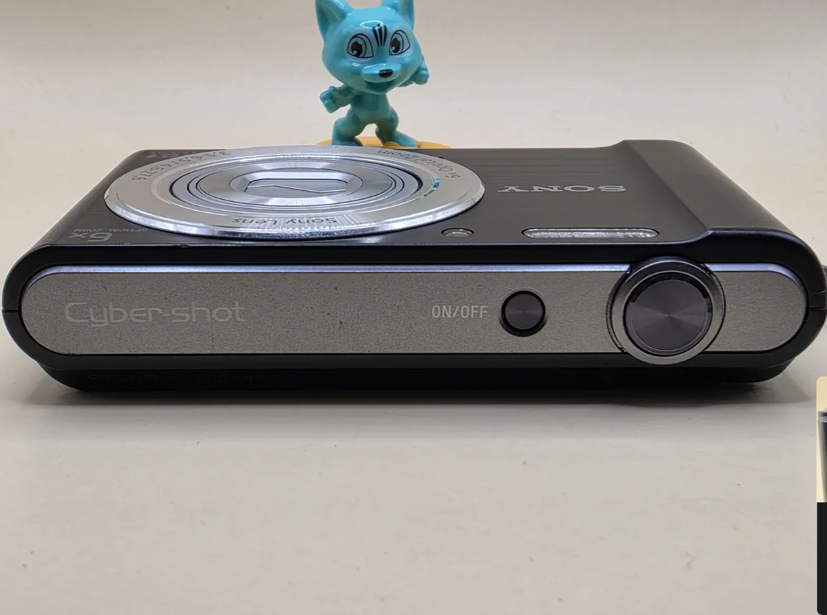 Sony Cyber-shot DSC-W810 Compact Digital Camera – 20.1MP, 6x Optical Zoom, Black, Tested & Working thumbnail 8