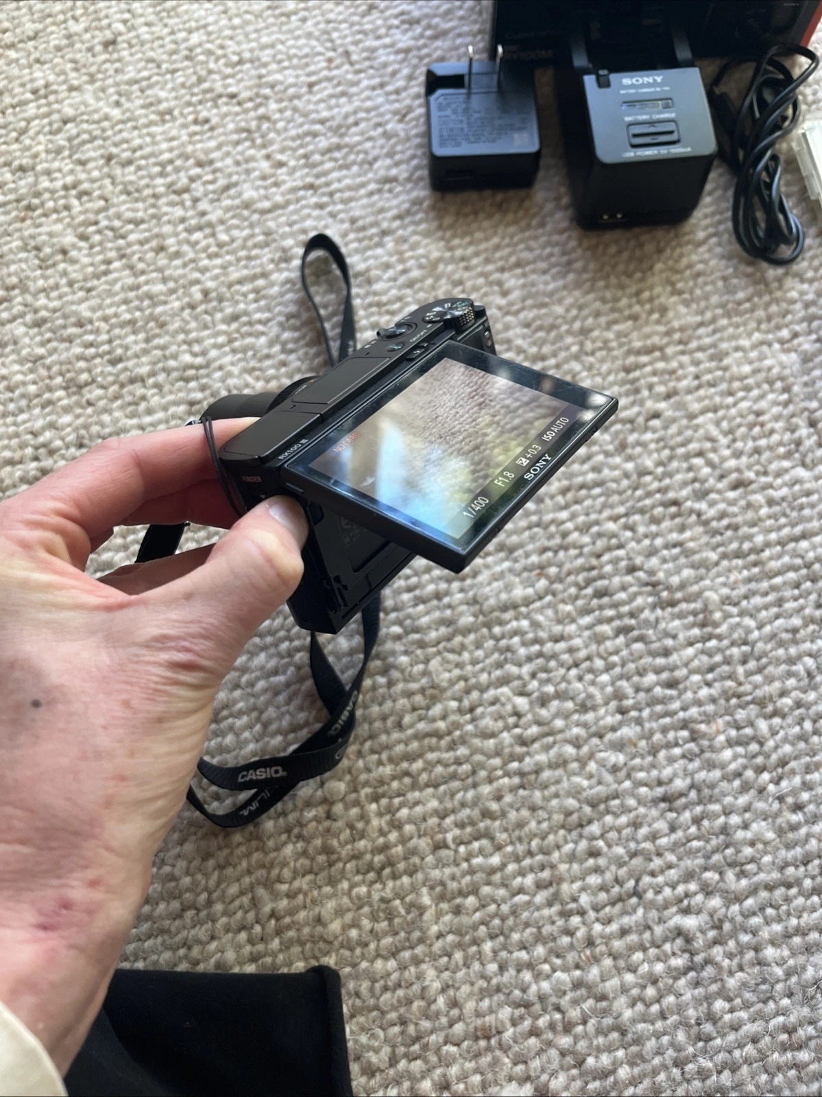 Sony Cyber-shot RX100 III M3 20.1MP Digital Camera Black thumbnail 10