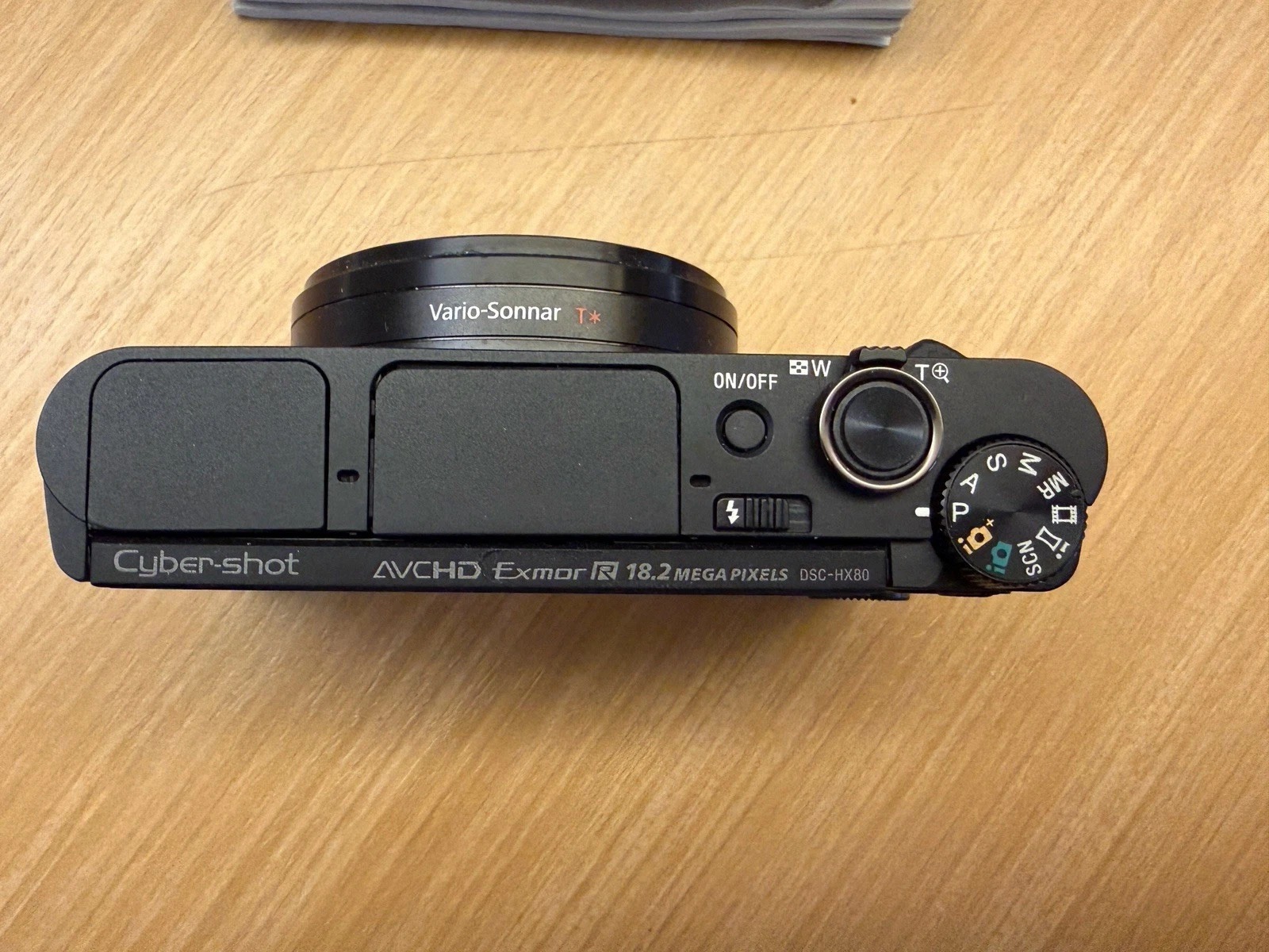 Sony DSC-HX80 18.2MP 30x Zoom Compact Digital Camera with Battery SD Card thumbnail 3