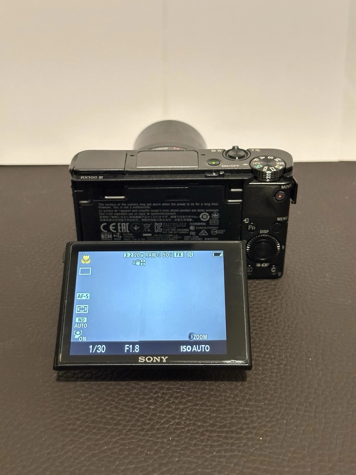 Sony dsc-rx100 iii MK3 20.2 MP RX100- thumbnail 9