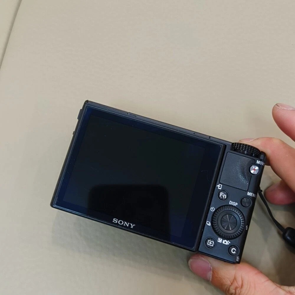 Sony DSC-RX100 III RX100M3 20.1 MP Digital Camera Built-in WiFi NFC Black thumbnail 2