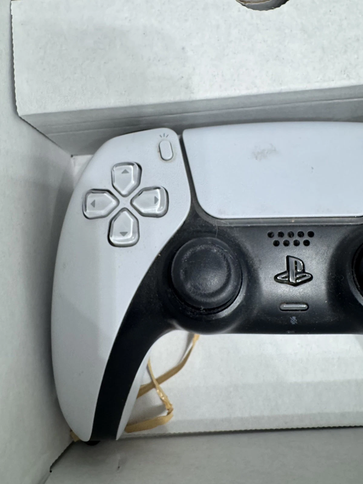 Sony PlayStation 5 Disc Edition 825GB Home Console - White thumbnail 10