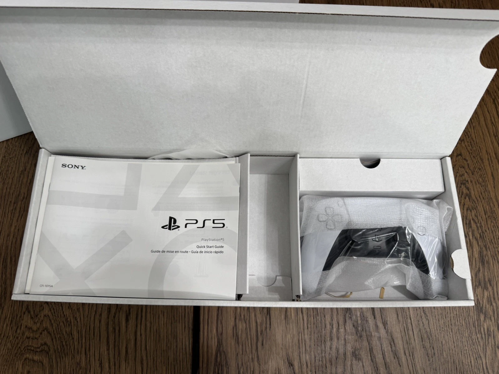 Sony PlayStation 5 Disc Edition 825GB Home Console - White thumbnail 8