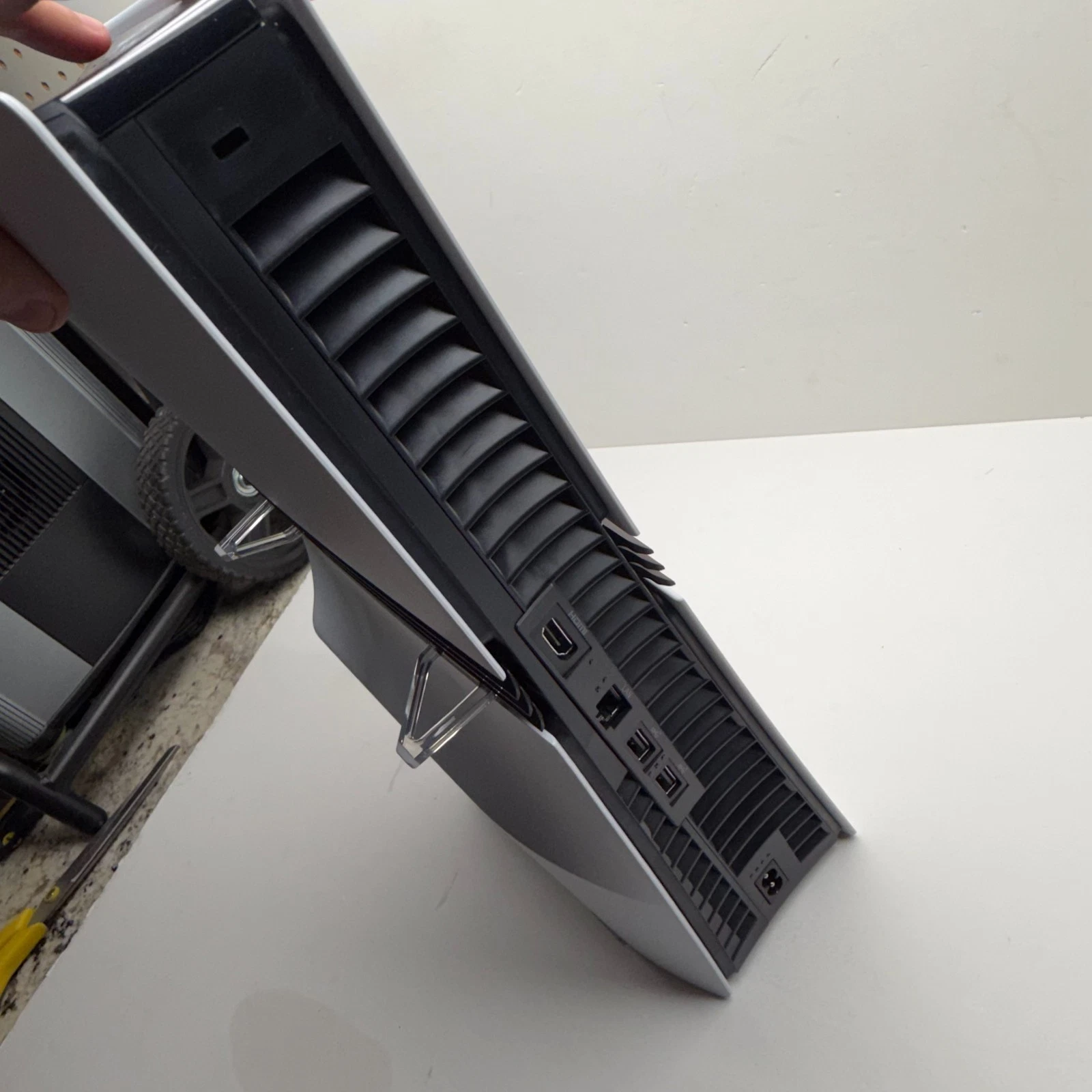 Sony PlayStation 5 Pro Console 2TB with DISC DRIVE + 2 Controllers thumbnail 7