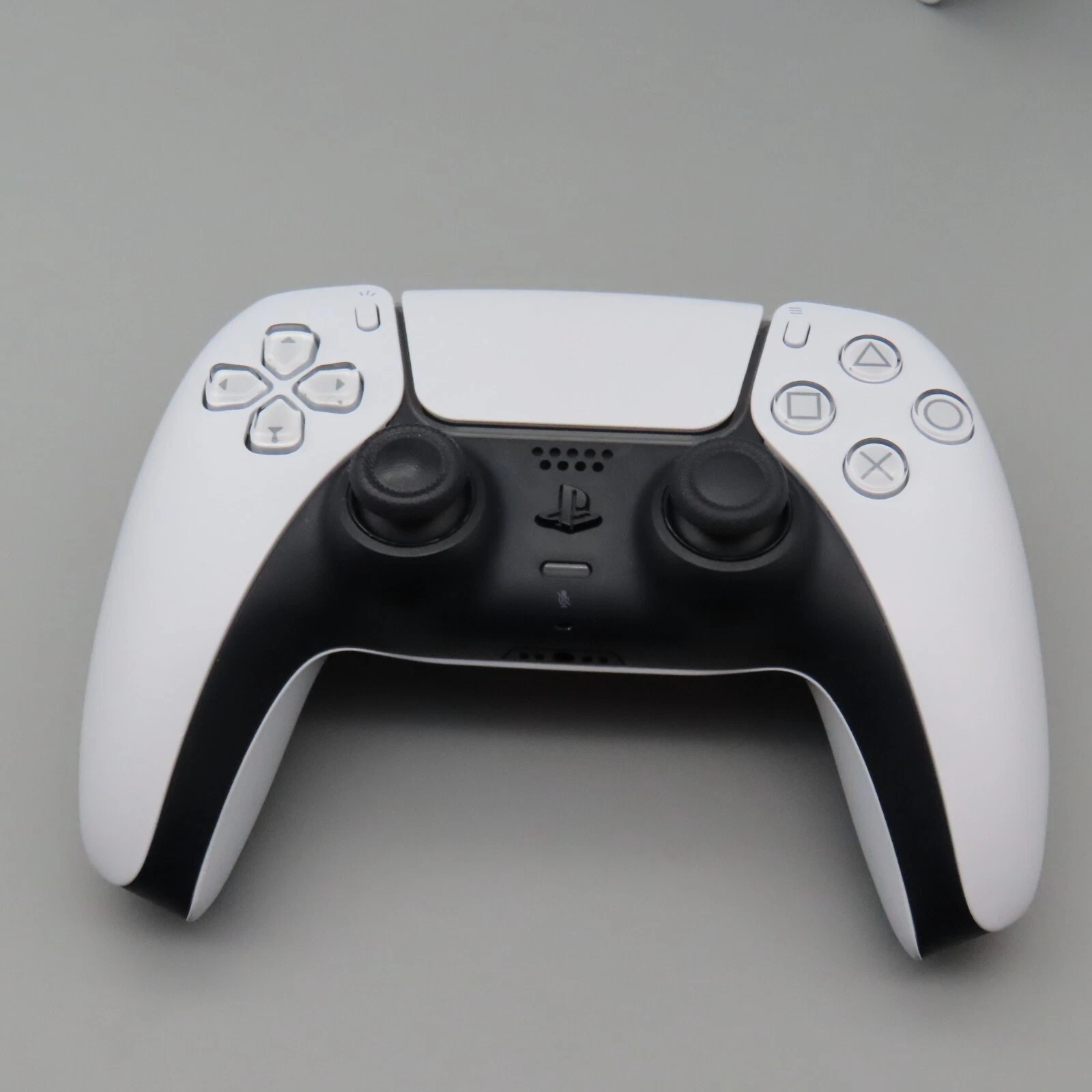 Sony PlayStation 5 PS5 Disc Drive Edition White Console CFI-1215A and Controller thumbnail 2