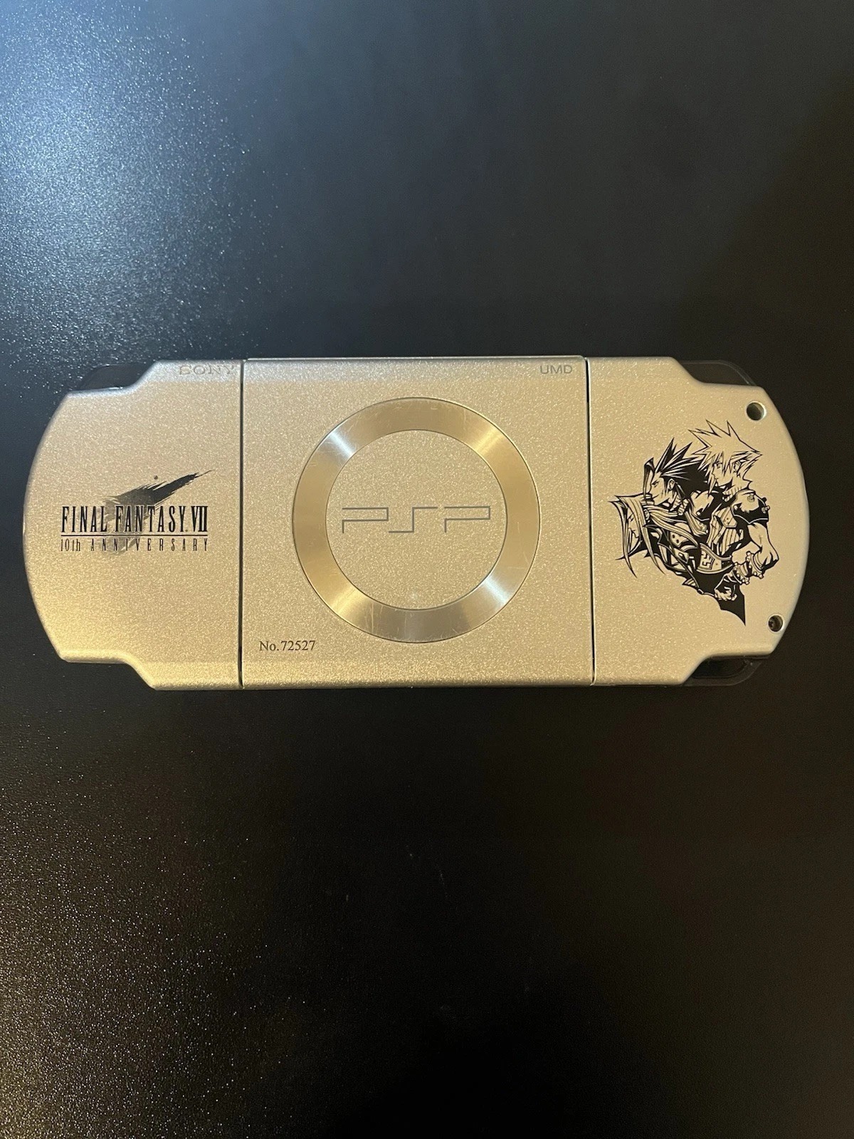 Sony Psp 2000 Final Fantasy thumbnail 1