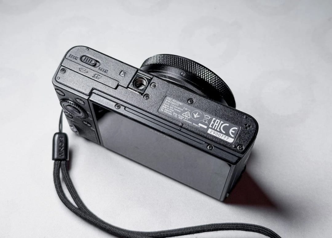 Sony RX100 VII 7 Cyber-shot ,1 Year Warranty, Mint with Box DSC-RX100 VII thumbnail 12