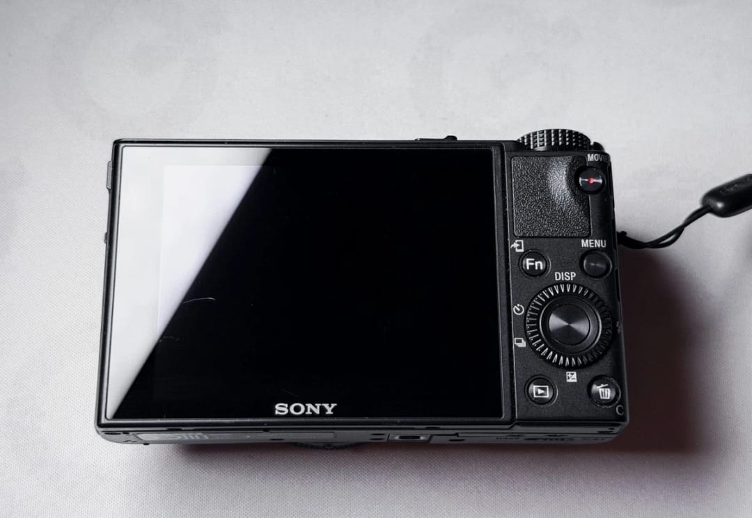 Sony RX100 VII 7 Cyber-shot ,1 Year Warranty, Mint with Box DSC-RX100 VII thumbnail 6