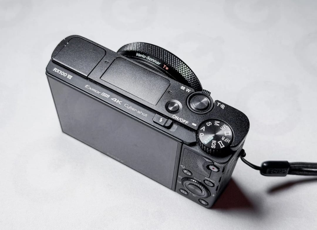 Sony RX100 VII 7 Cyber-shot ,1 Year Warranty, Mint with Box DSC-RX100 VII thumbnail 9