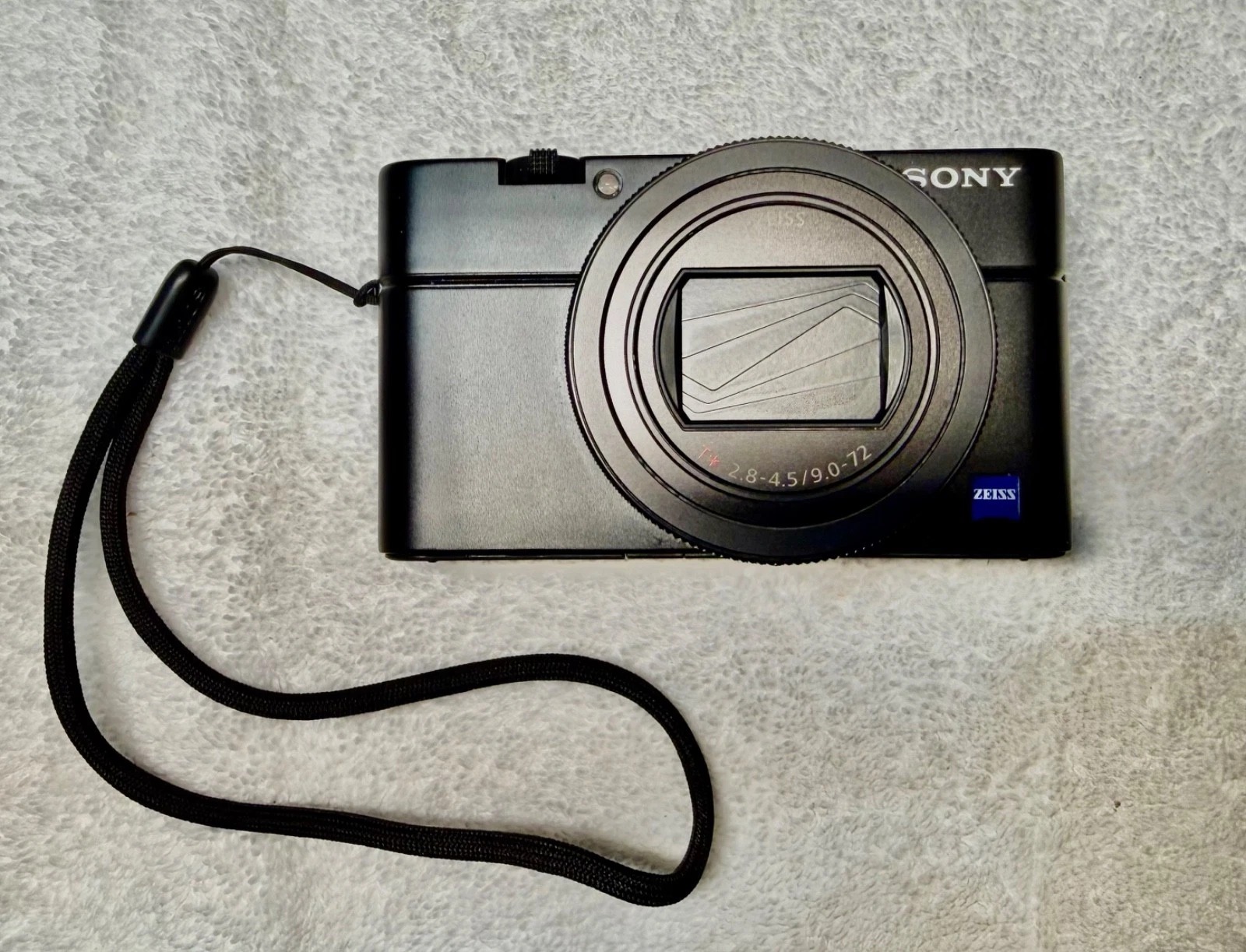 Sony RX100 VII Open Box – 5 Batteries, Charger, 256GB SD, Case thumbnail 9