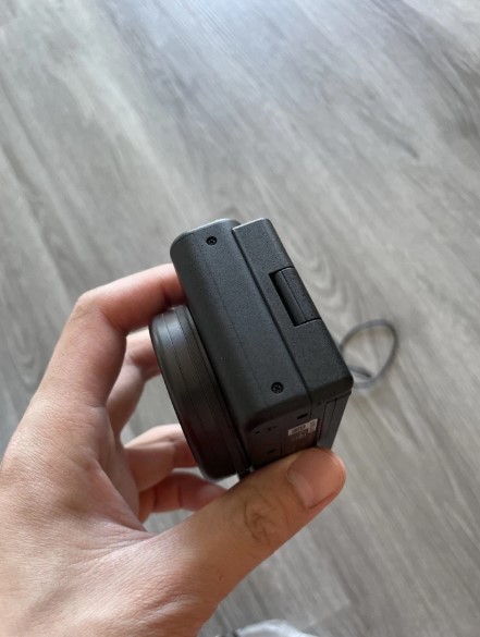 Sony ZV-1 20.1MP Compact Digital Vlog Camera – 4K Video & Flip Screen thumbnail 6