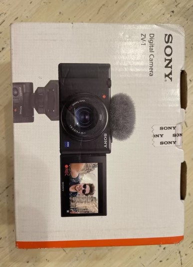 Sony ZV-1 Vlogging Camera Compact Digital Camera – Like New thumbnail 11