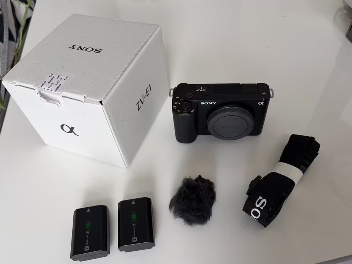 Sony ZV-E1 Full-Frame Vlog Camera – Like New thumbnail 2