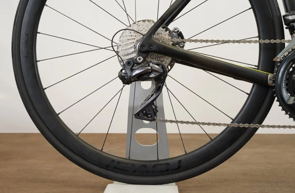 Specialized Roubaix Comp 2019 (56cm) Ultegra Di2 Roval Carbon Road Bike thumbnail 16