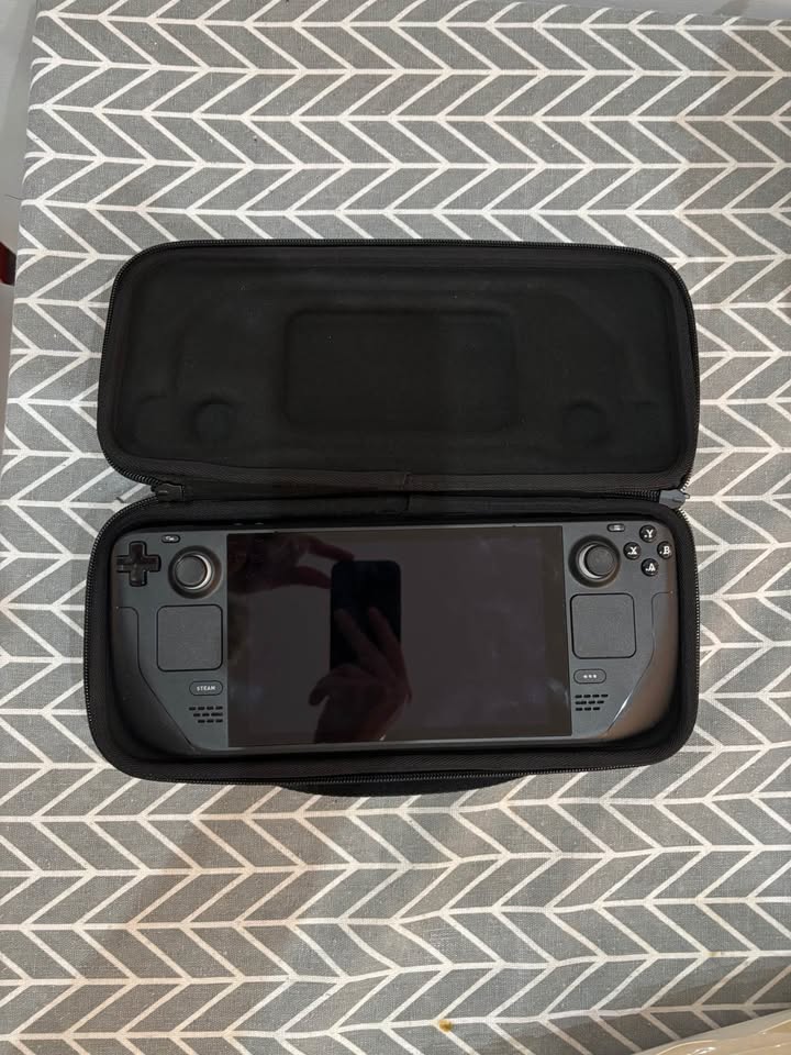 Steam Deck 512GB LCD Anti-Glare – Barely Used (Model 1010) 🎮 thumbnail 7