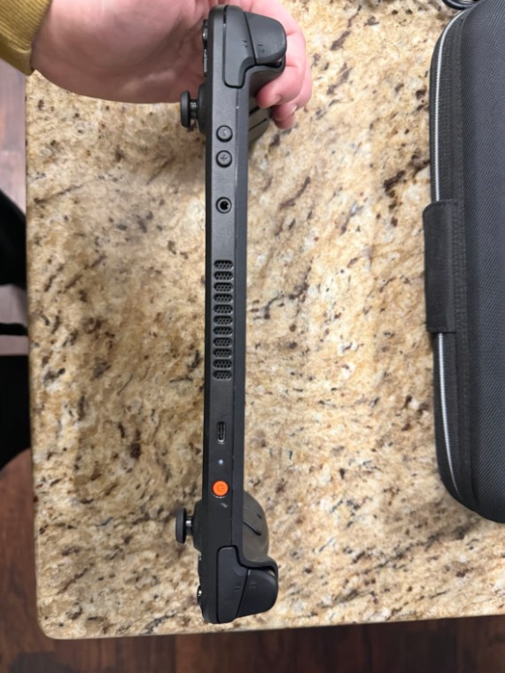 Steam Deck OLED 1 TB + 512 GB MicroSD Card thumbnail 5