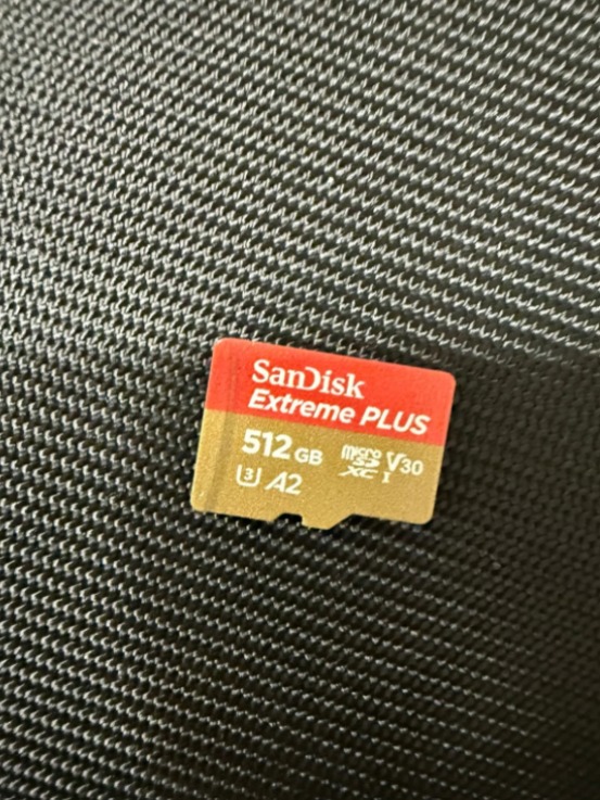 Steam Deck OLED 1 TB + 512 GB MicroSD Card thumbnail 9