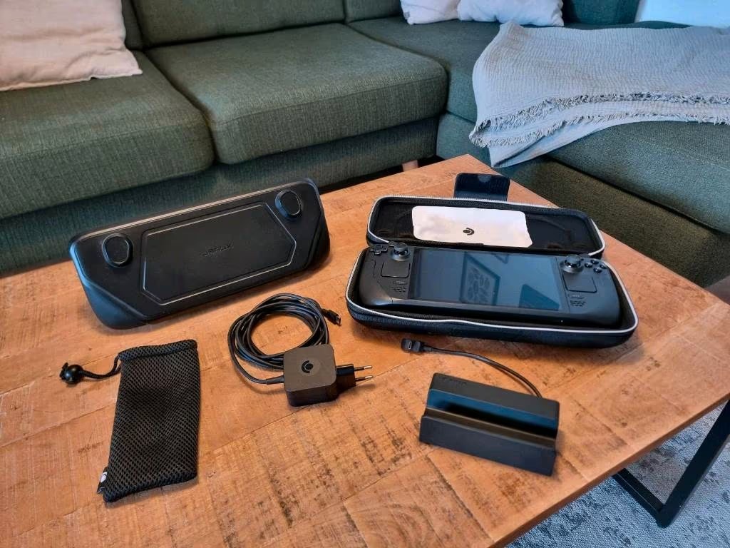 Steam Deck OLED 1TB – Ultimate Handheld Gaming Console | Includes Case thumbnail 1