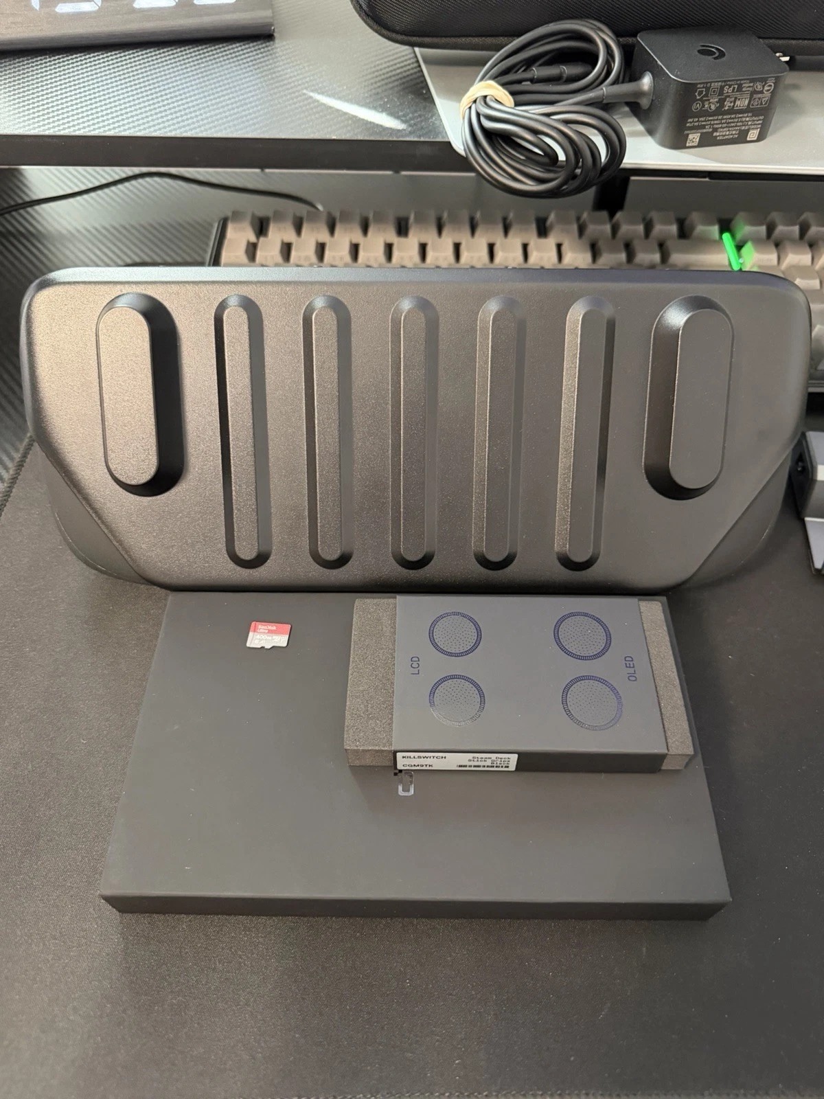 Steam Deck OLED 5Stea12gb (Excellent Condition) 400gb Sandisk Card thumbnail 4