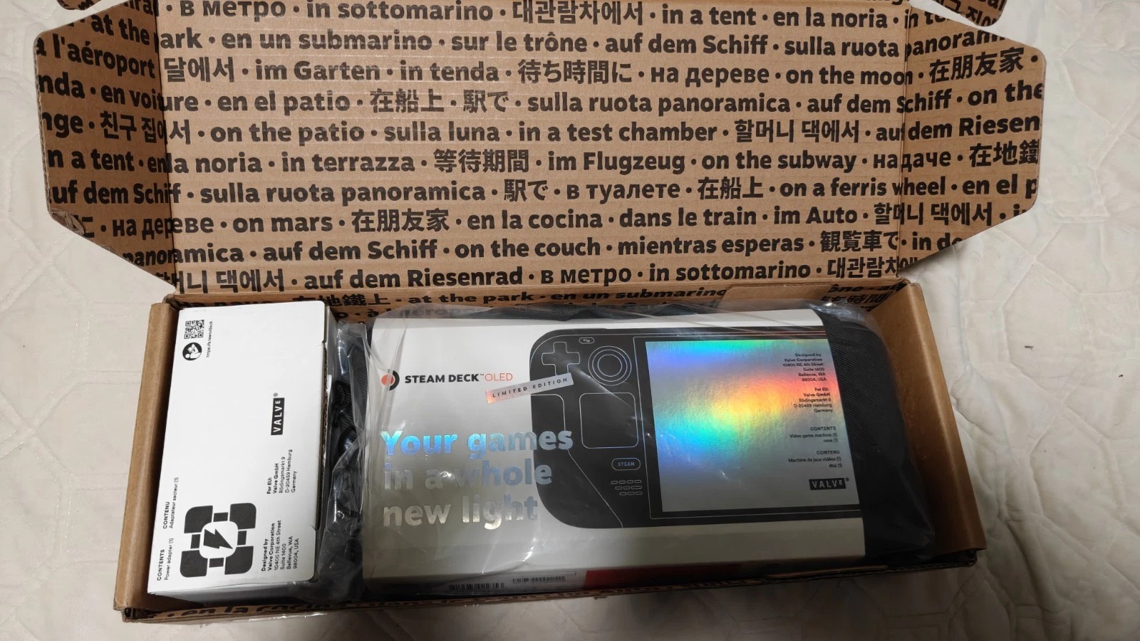 Steam Deck OLED Limited Edition – Transparent Smoke | 2TB SSD thumbnail 5