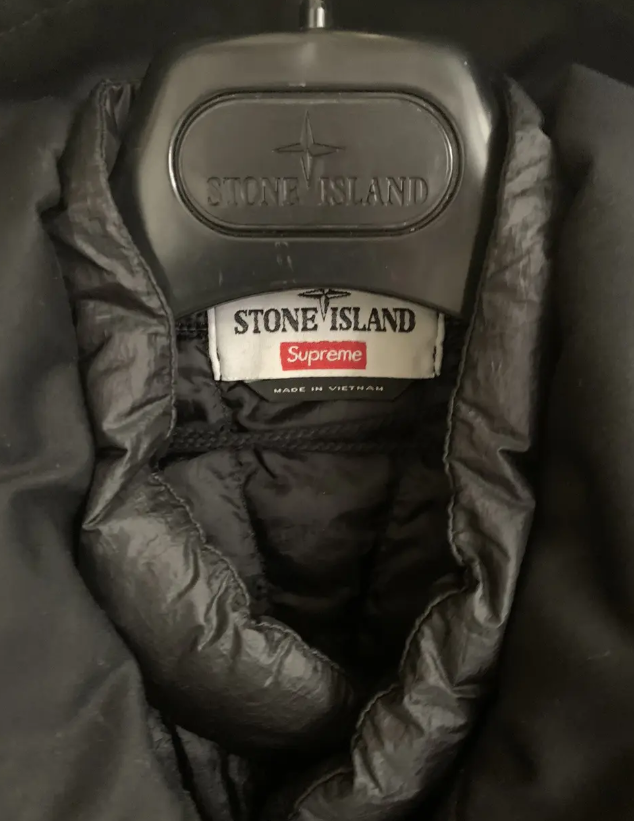 Stone Island x Supreme Black Jacket – FW14 Collection thumbnail 12