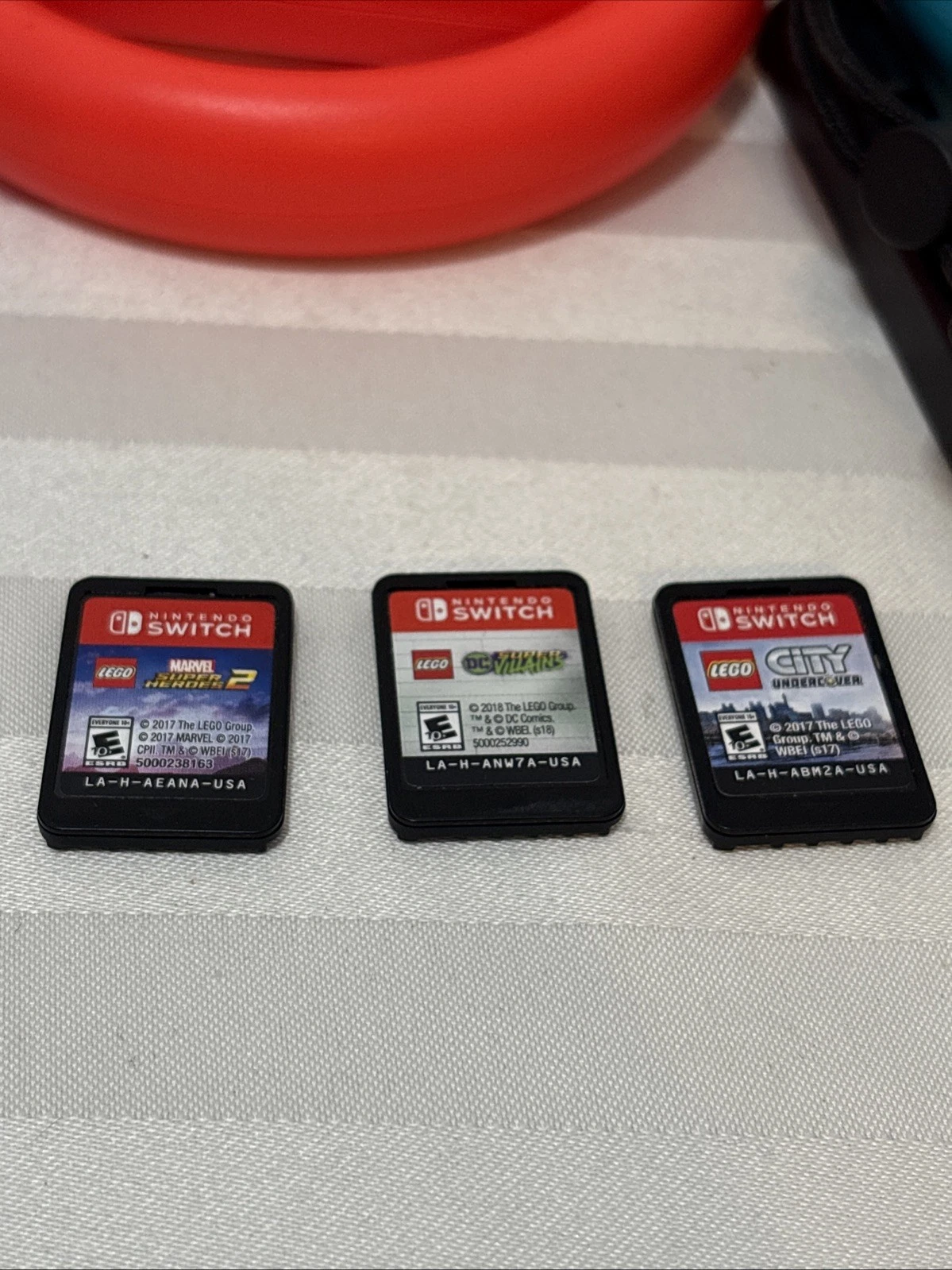 Nintendo Switch Console Bundle With 3 Games & Controller 2 Wheels thumbnail 2