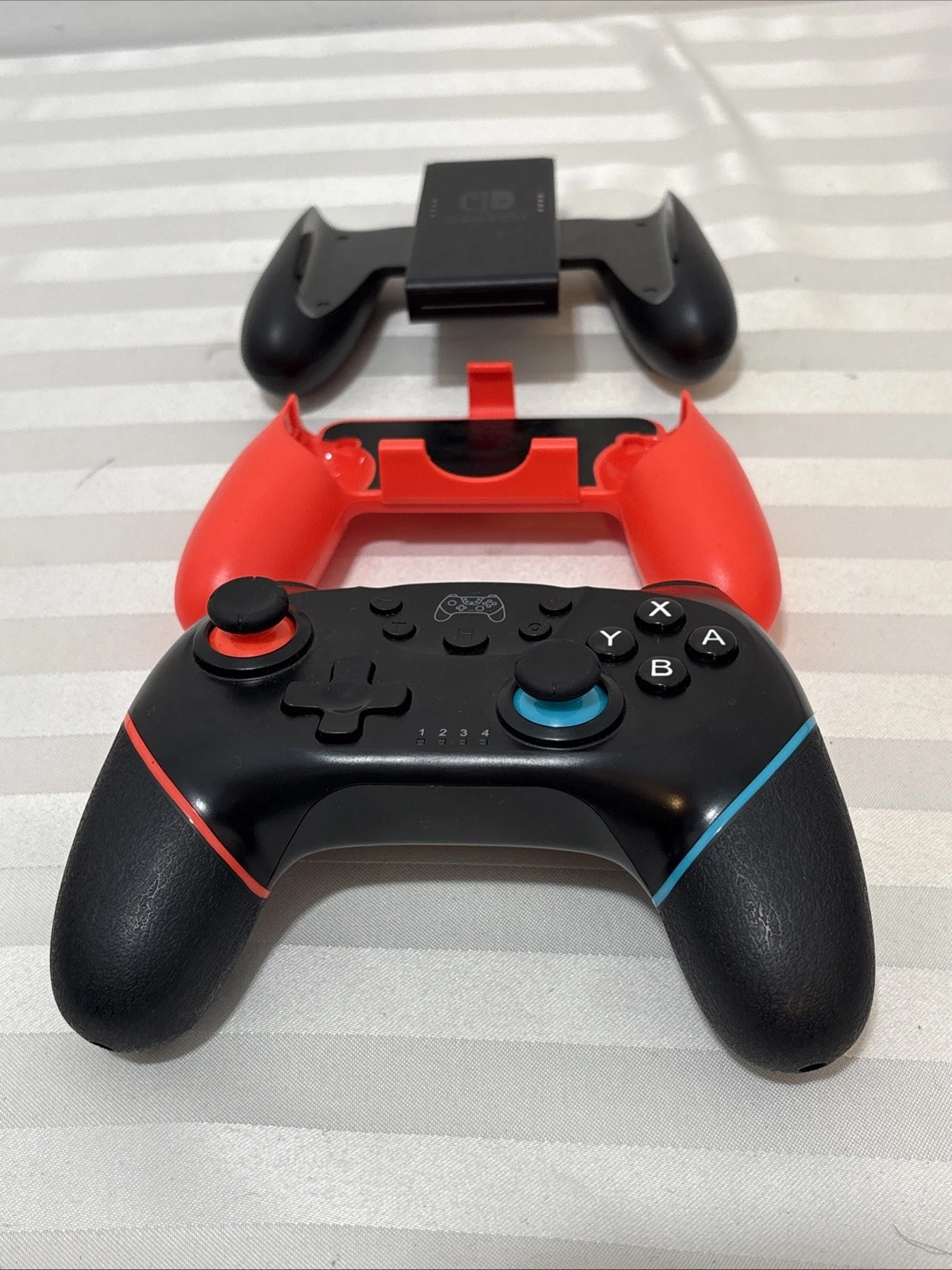 Nintendo Switch Console Bundle With 3 Games & Controller 2 Wheels thumbnail 6