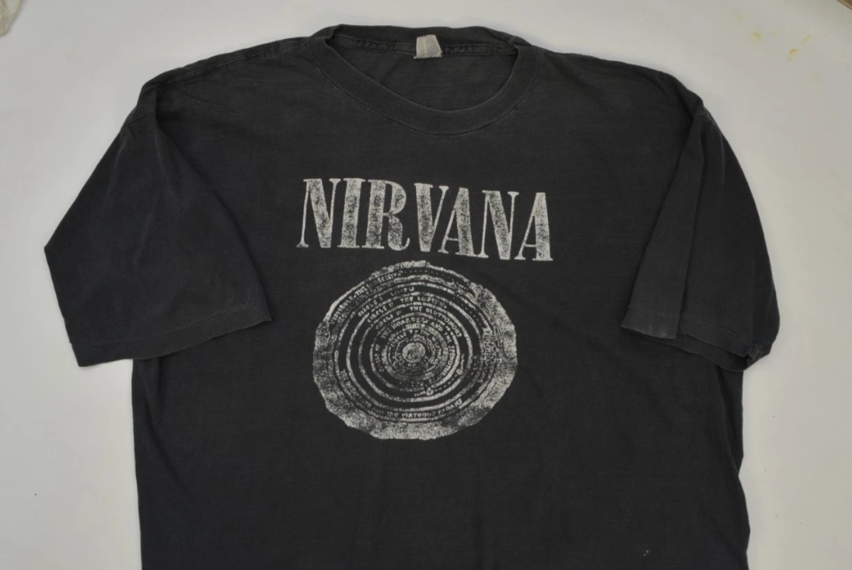 T-shirt noir vieilli vintage années 90 Nirvana Vestibule Cercles of Hell taille XL