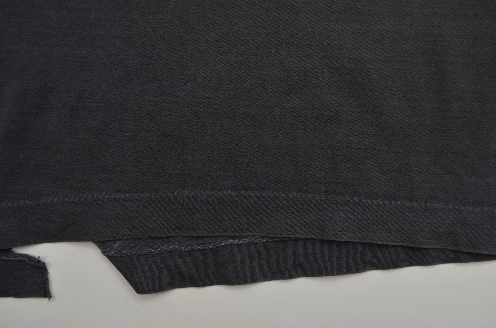 T-shirt noir vieilli vintage années 90 Nirvana Vestibule Cercles of Hell taille XL thumbnail 10