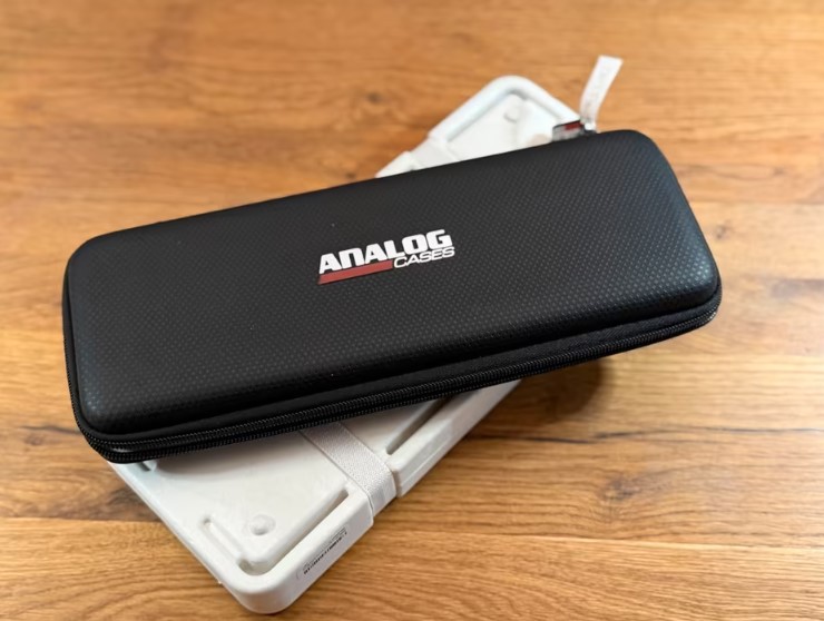 Teenage Engineering OP-1 Field Synthesizer – Like New Condition + Accessories thumbnail 5