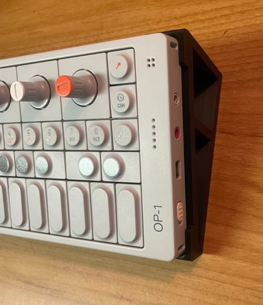 Teenage Engineering - OP1 thumbnail 11