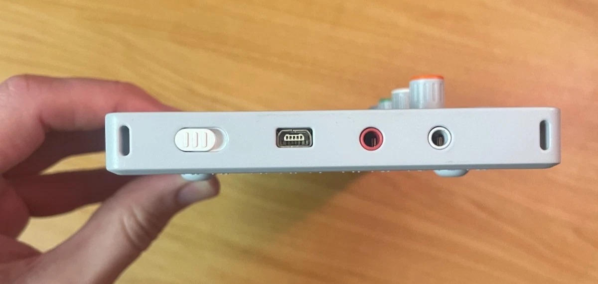 Teenage Engineering - OP1 thumbnail 4