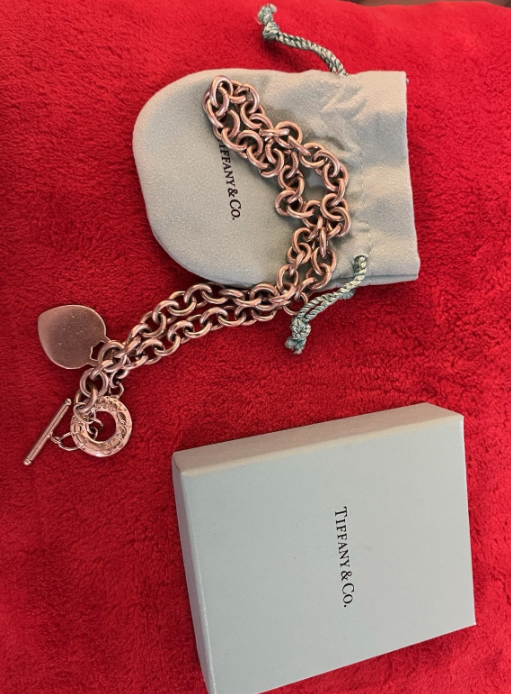 Tiffany & Co. Sterling Silver Heart Tag Toggle Necklace – 18" thumbnail 2