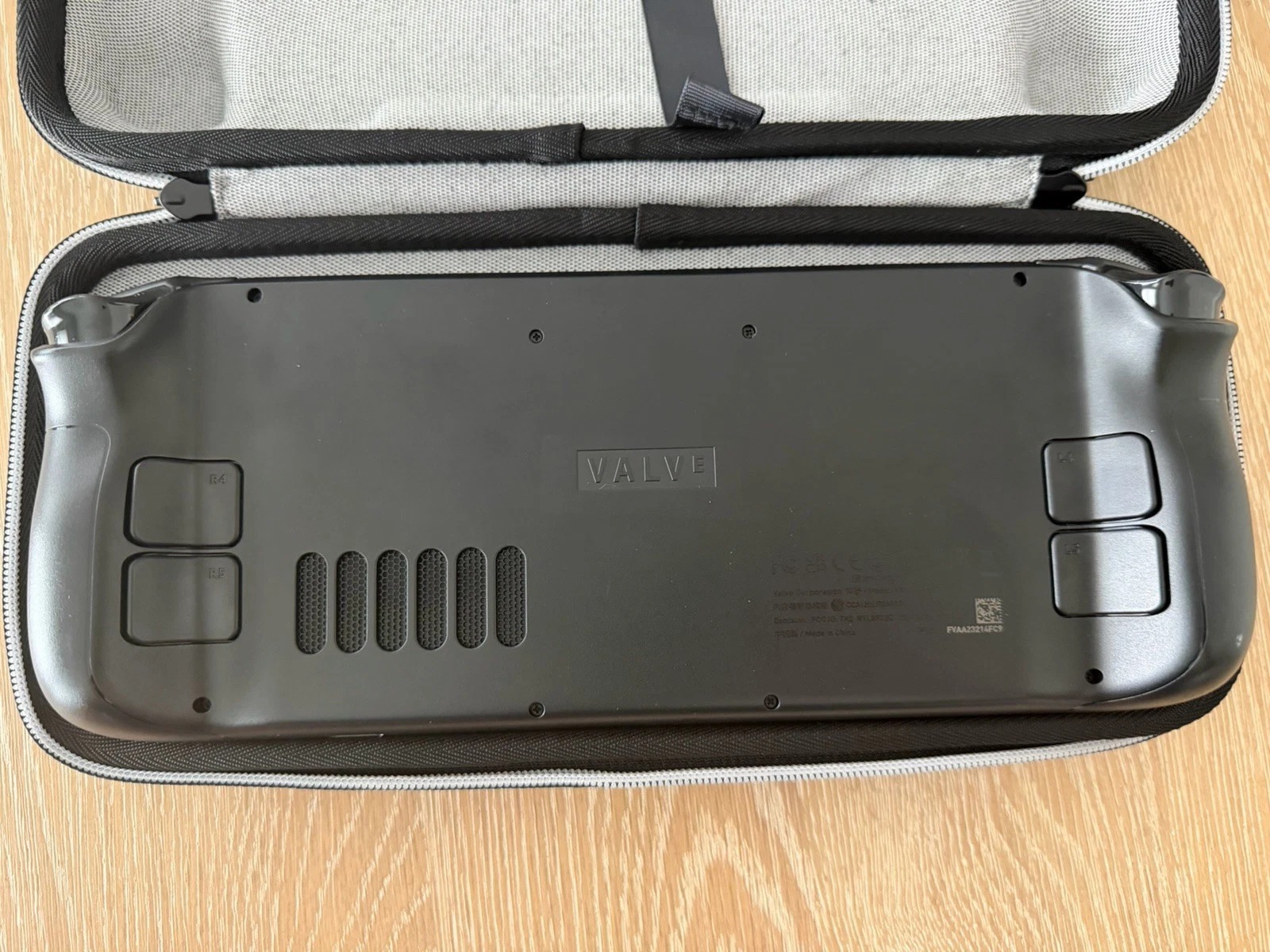 Valve Steam Deck 1T  Handheld Console comes with Case and Charger thumbnail 2